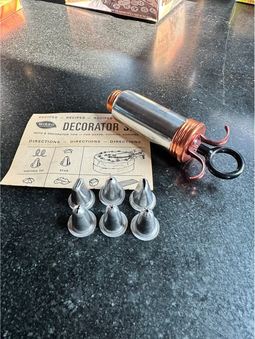 Vintage Mirro Decorator Kit Complete (Model M-0360) 1950s/60s